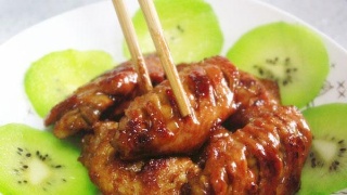 十大外围足球平台app_家具院与加拿大艾伯特省环境暨可持续资源发展部再签合作协议(图1) 十大外围足球平台app手机版