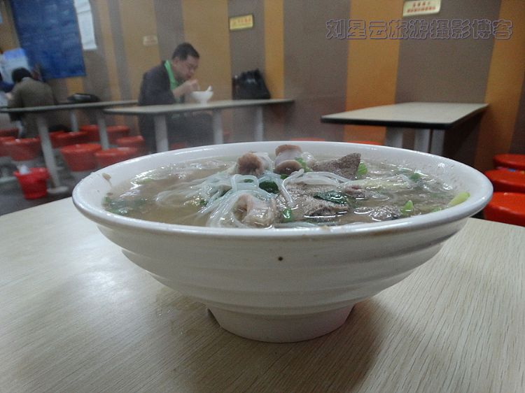 十大外围足球大平台_南林代表队在第七届江苏省大学生机器人大赛中揽获八奖(图2) 十大外围足球大平台