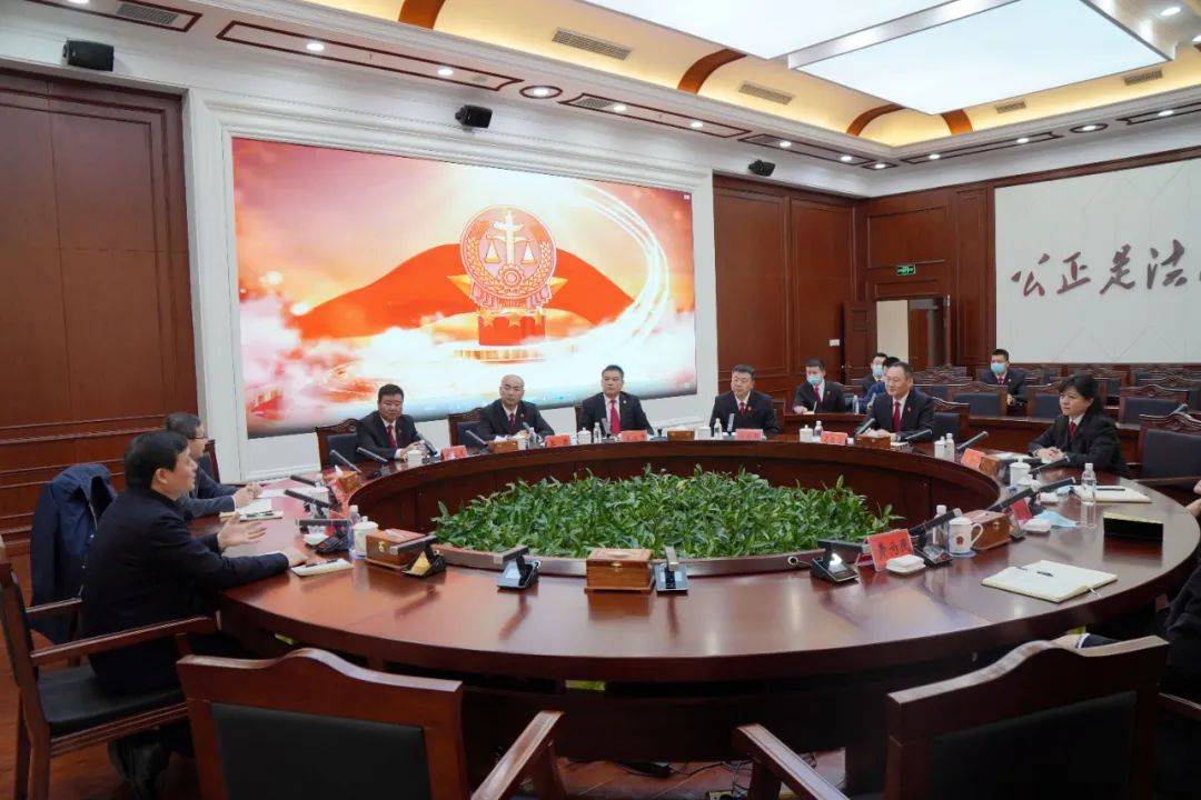 【十大外围足球大平台】
黑龙江牡丹江市委书记杨廷双赴牡丹江中级法院走访座谈(图8)